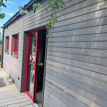 U Stribrneho Jelena - Tiny House בית נופש *
